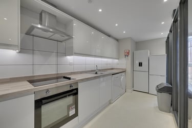 6 bed house, 11, 100 A Matilda Street, Heeley, Sheffield, S14QF - Image 2