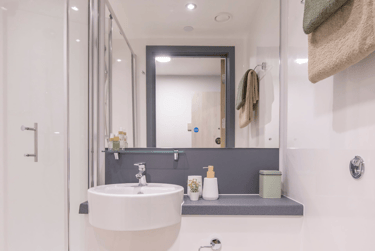 Classic Plus Ensuite at Tribeka, 76 Cookridge Street, Leeds Beckett University, Leeds, LS28GL - Image 2