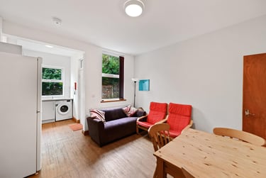 4 bed house, Warrington Road, Crookes, Crookesmoor, Sheffield, S101EN - Image 1