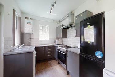 6 bed house, Westbrook Bank, Sharrowvale, Sheffield, S118YJ - Image 3