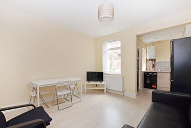 3 bed house, Edmund Road, Highfield, Heeley, Sheffield, S24EN - Image 3