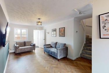 4 bed house, Heron Drive, Lenton, Nottingham, NG72DF - Image 2