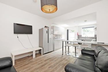 4 bed house, Stalker Lees Road, Ecclesall, Sharrow, Sheffield, S118NR - Image 1