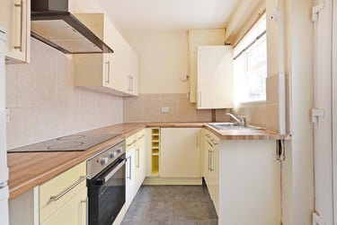 4 bed house, Shoreham street, Highfield, Heeley, Sheffield, S24FB - Image 1