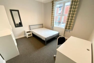 4 bed house, Priestley Steet, Heeley, Sheffield, S24DD - Image 4