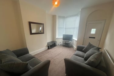 4 bed house, Shoreham Street, Heeley, Sheffield, S14ST - Image 2