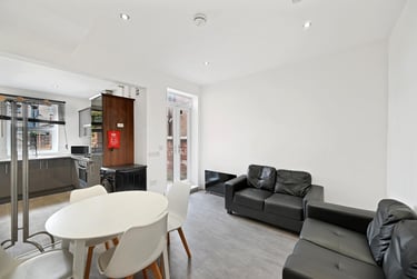 4 bed house, Midland Street, Heeley, Sheffield, S14SZ - Image 2