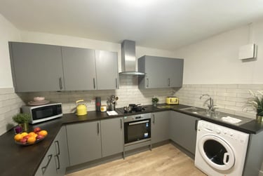 6 bed house, Radmoor Road, City Centre, Loughborough, LE113BP - Image 3