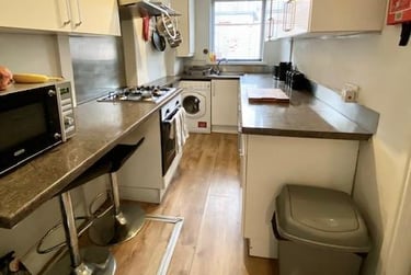 4 bed house, South View Road, Highfield, Sheffield, S71DD - Image 2