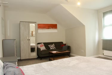 1 bed house, Myrtle Road, Highfields, Leicester, LE21FX - Image 2