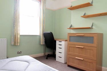 3 bed house, Vaughan Street, City Centre, Leicester, LE35JN - Image 2