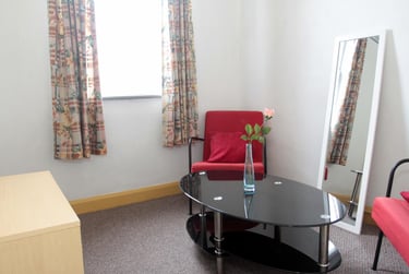3 bed house, Vaughan Street, City Centre, Leicester, LE35JN - Image 3
