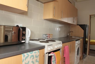 2 bed house, Queens Road, Clarendon Park, Leicester, LE21TT - Image 5