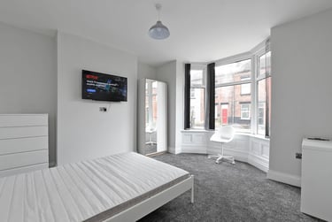 4 bed house, Clough Road, Highfield, Heeley, Sheffield, S14TA - Image 5