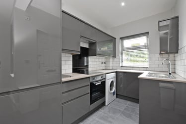 4 bed house, Clough Road, Highfield, Heeley, Sheffield, S14TA - Image 1