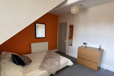 6 bed house, Brazil Street, City Centre, Leicester, LE27JA - Image 2