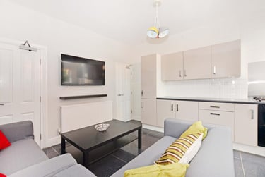 3 bed house, Alderson Road, Heeley, Sheffield, S24UE - Image 3
