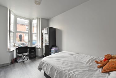 5 bed house, South View Road, Highfield, Sheffield, S71DB - Image 3