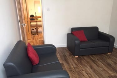 3 bed house, Barber Place, Crookesmoor, Sheffield, S101EG - Image 2