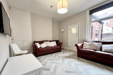 5 bed house, Harefield Road, Sharrow, Sheffield, S118NU - Image 1
