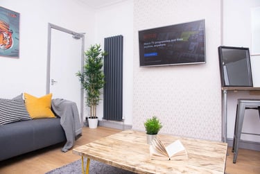 5 bed house, Cemetery Avenue, Sharrow, Sheffield, S118NT - Image 2
