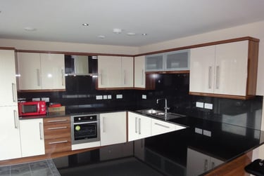 6 bed house, 2, 112 Ecclesall Road, Sharrow, Sheffield, S118JB - Image 2