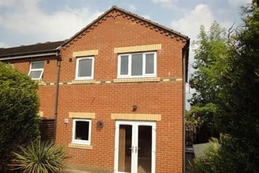 4 bed house, Headford Gardens, Devonshire Green, Sheffield, S37XB - Image 1