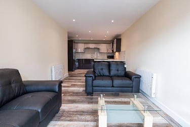 3 bed house, Harrow Street, Highfield, Sheffield, S118BP - Image 2