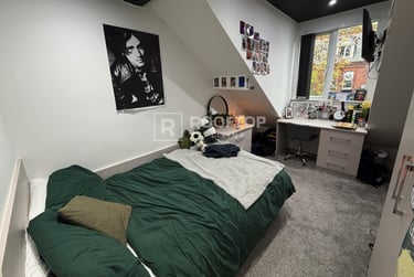 9 bed house, Regent Park Terrace, Rampart Road, Leeds, LS62AX - Image 7