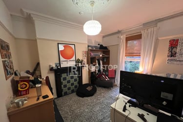 8 bed house, Ash Grove, Hyde Park, Leeds, LS61AX - Image 14