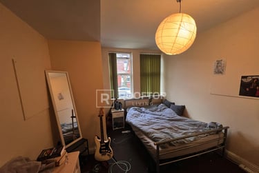 8 bed house, Brudenell Avenue, Hyde Park, Leeds, LS61HD - Image 15