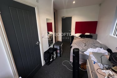 4 bed house, Regent Park Avenue, Rampart Road, Leeds, LS62AU - Image 11