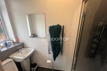 4 bed house, Regent Park Avenue, Rampart Road, Leeds, LS62AU - Image 13