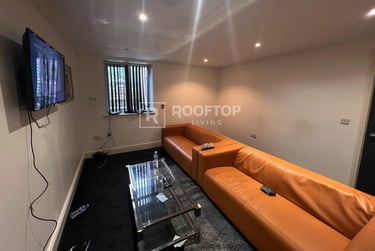 4 bed house, Regent Park Avenue, Rampart Road, Leeds, LS62AU - Image 5