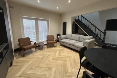 5 bed house, Mowbray Street, Western Hill, Durham, DH14BH - Image 1