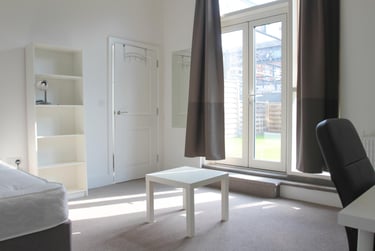 4 bed house, Wheatsheaf Court, Knighton, Leicester, LE26EX - Image 3