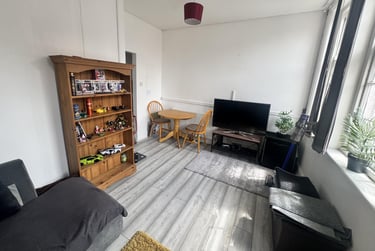 2 bed house, Aylestone Road, City Centre, Leicester, LE27LL - Image 3