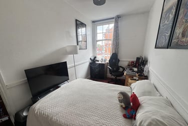 2 bed house, Aylestone Road, City Centre, Leicester, LE27LL - Image 1