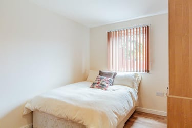5 bed house, Wheeltappers Way, City Centre, Loughborough, LE115EA - Image 5