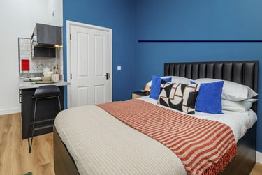 Premium Studio at The Priory, Springfield Mount, University Of Leeds, Leeds, LS29NG - Image 4