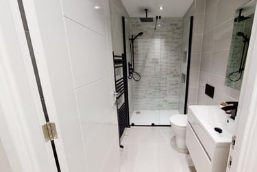 6 bed house, Selly Hill Road, Selly Park, Birmingham, B297DL - Image 2
