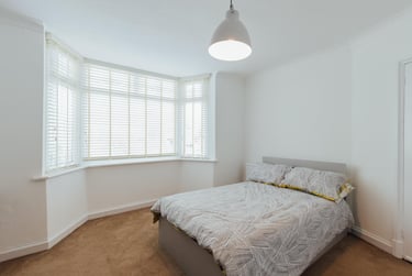5 bed house, Nanpantan Road, Shelthorpe, Loughborough, LE113SU - Image 13