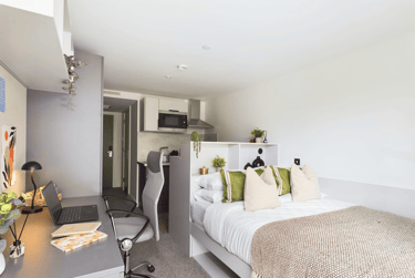 Prestige Studio at The Edge, 48-52 York Street, City Centre, Belfast, BT151AS - Image 2