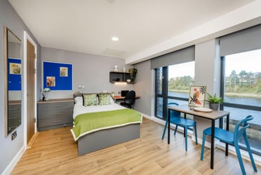 Premium Riverview Studio at Luneside, St Georges Quay, Fairfield, Lancaster, LA15JT - Image 1