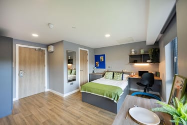 Premium Riverview Studio at Luneside, St Georges Quay, Fairfield, Lancaster, LA15JT - Image 2