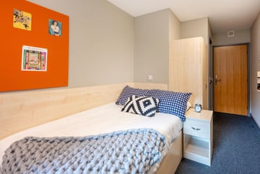 Classic Ensuite - Image 1