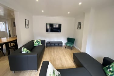 6 bed house, Moorhen Way, City Centre, Loughborough, LE113HH - Image 4