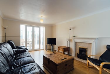 6 bed house, Moorhen Way, City Centre, Loughborough, LE113HH - Image 1