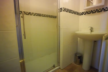4 bed house, Goldfinch Close, City Centre, Loughborough, LE113HG - Image 6