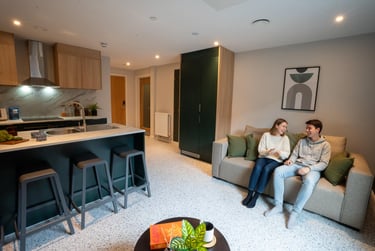 Classic Ensuite, Penthouse at Fusion Nottingham, 1 King Edward Street, City Centre, Nottingham, NG11BN - Image 3